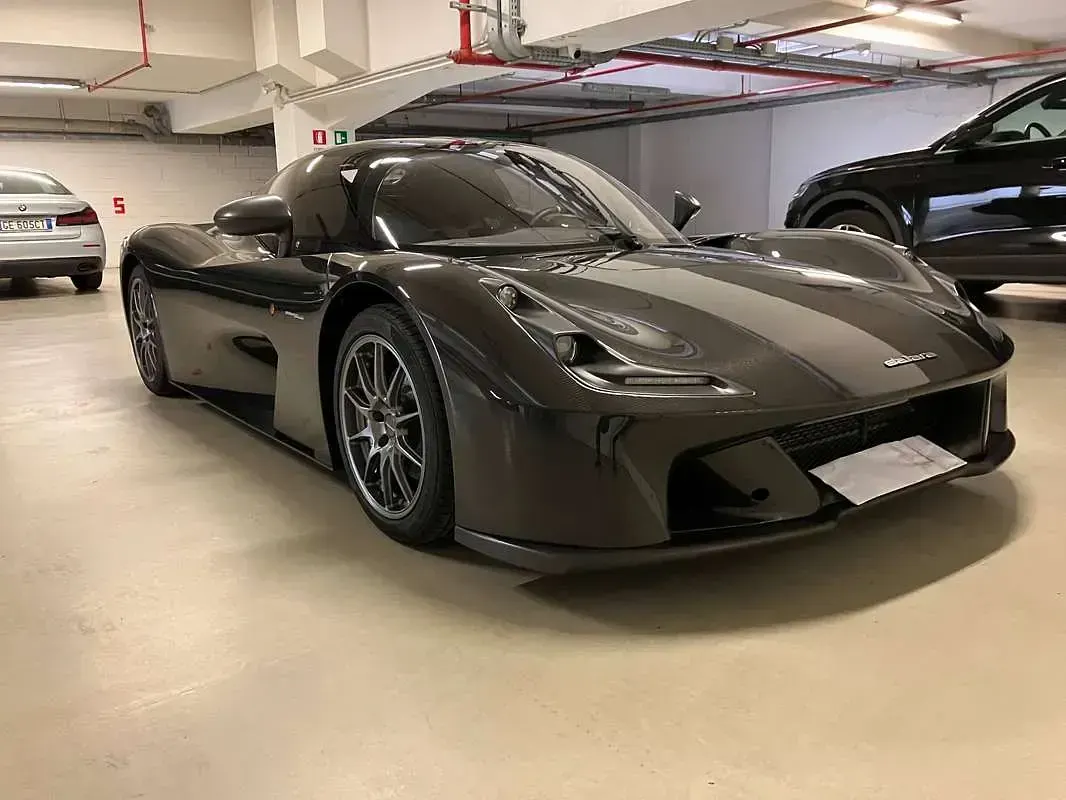 Usata Dallara Stradale 400 CV (294 kW) 2024 Nero Cabrio