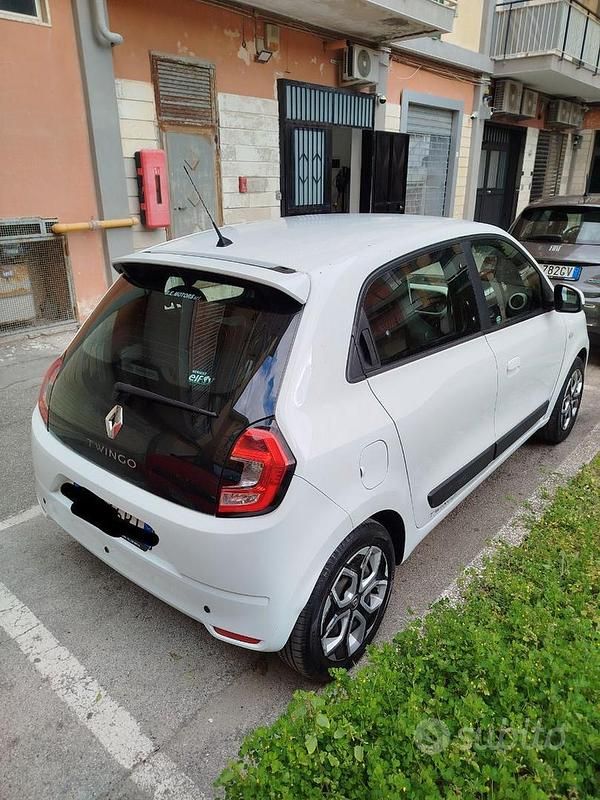 Usata Renault Twingo SE 65 CV (47 kW) 2019 Bianco Utilitaria