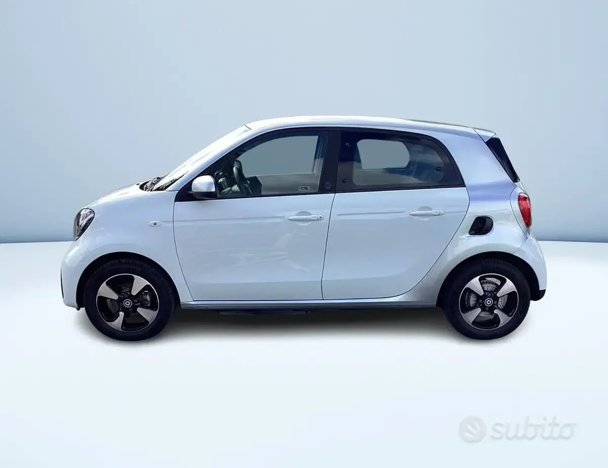 Usata Smart ForFour Electric Drive 41 kW (56 CV) 2020 Bianco Utilitaria