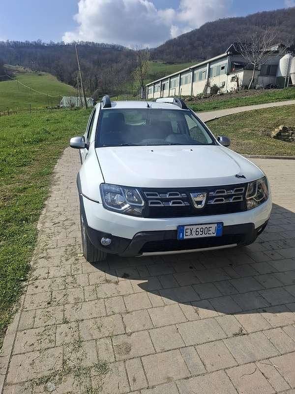 Usata Dacia Duster Lauréate 109 CV (80 kW) 2015 SUV