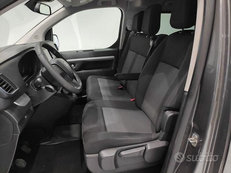 Usata Peugeot Traveller Business-Line 120 CV (88 kW) 2021 Grigio Monovolume