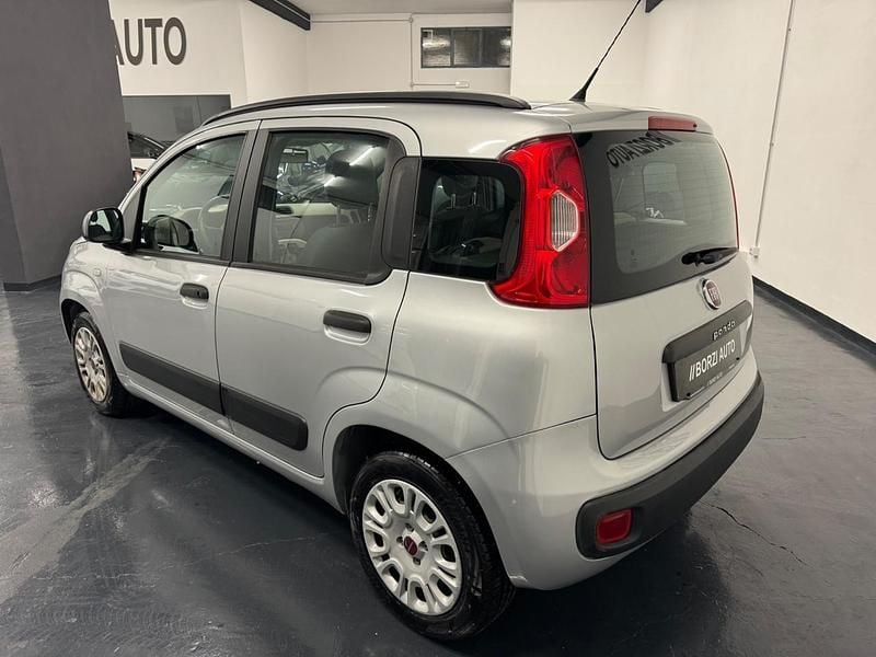 Usata Fiat Panda Easy 69 CV (50 kW) 2013 Argento Berlina