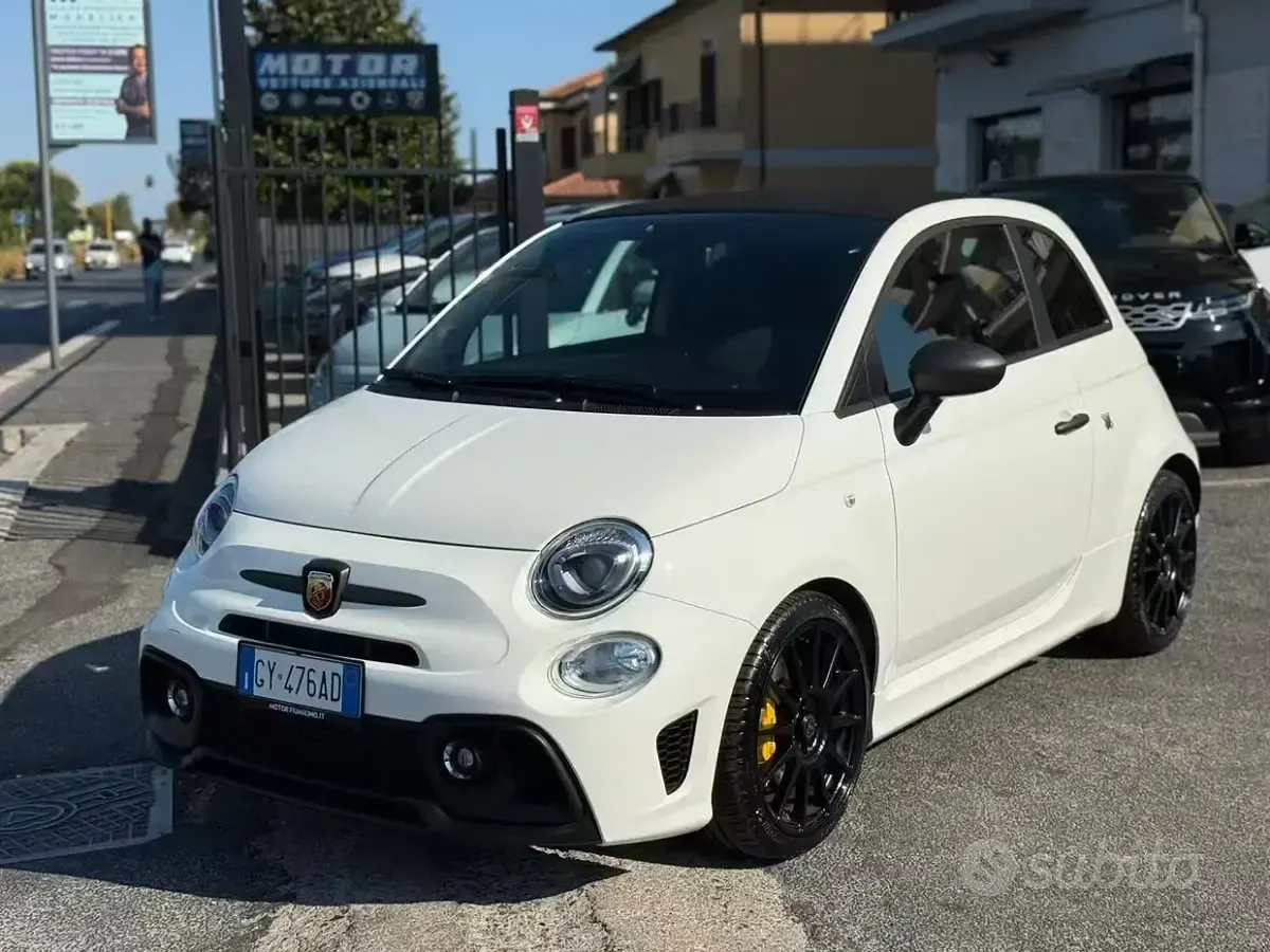 Usata Abarth 695C Competizione 180 CV (132 kW) 2025 Bianco Cabrio