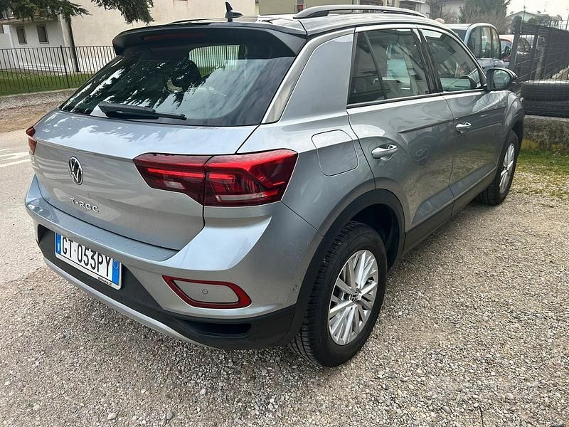 Usata VW T-Roc Edition 149 CV (109 kW) 2024 Grigio SUV