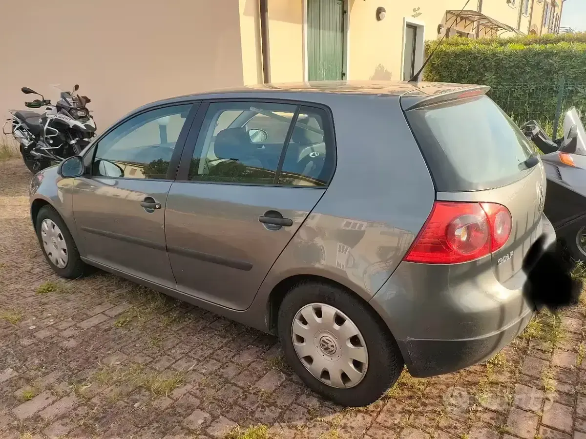 Usata VW Golf V 115 CV (84 kW) 2007 Berlina