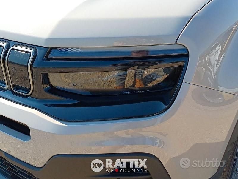 Usata Jeep Avenger Summit 101 CV (74 kW) 2025 Stone SUV