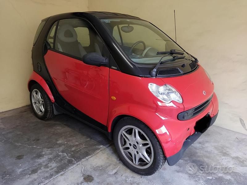 Usata Smart ForTwo Coupé 41 CV (30 kW) 2004 Rosso Coupé