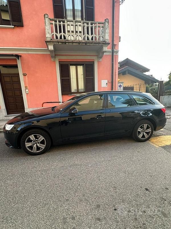 Usata Audi A4 Comfort 150 CV (110 kW) 2017 Berlina