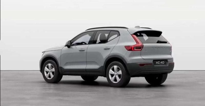 Nuova Volvo XC40 163 CV (119 kW) 2025 Grigio SUV