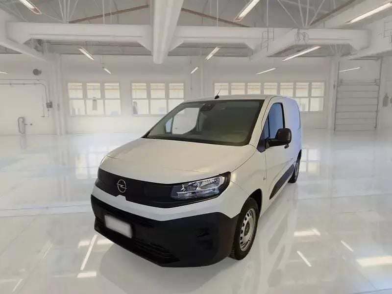 Usata Opel Combo S 131 CV (96 kW) 2025 Bianco Furgone