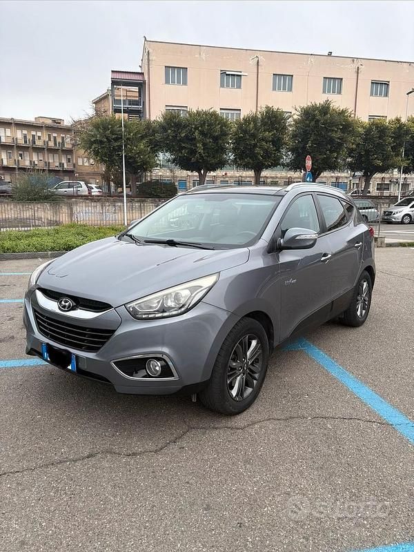 Usata Hyundai ix35 Xpossible 116 CV (85 kW) 2015 Grigio SUV