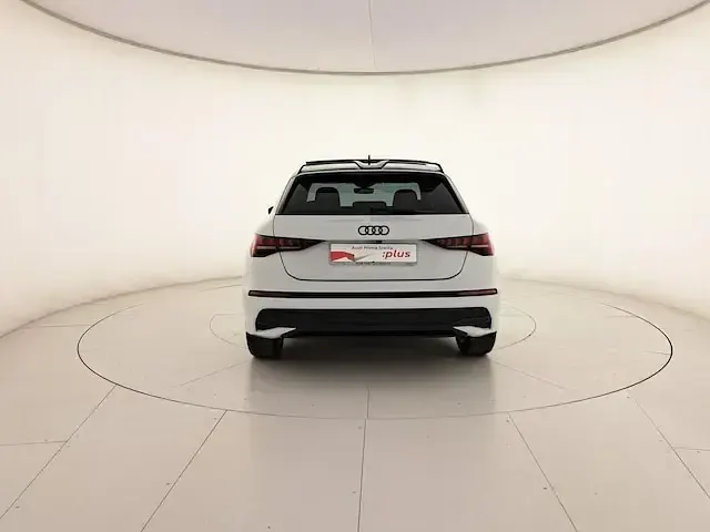 Usata Audi A3 Advanced Plus 116 CV (85 kW) 2025 Bianco ghiacciaio metallizzato Berlina