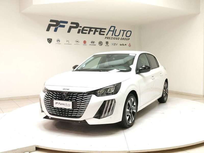 Usata Peugeot 208 Allure 101 CV (74 kW) 2024 Bianco Utilitaria