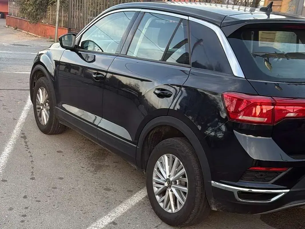 Usata VW T-Roc 120 CV (88 kW) 2021 Nero SUV