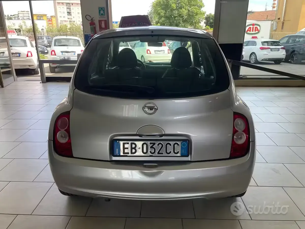 Usata Nissan Micra N-TEC 80 CV (58 kW) 2010 Grigio Utilitaria