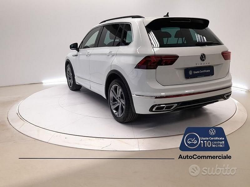 Usata VW Tiguan R-line 150 CV (110 kW) 2022 Bianco SUV