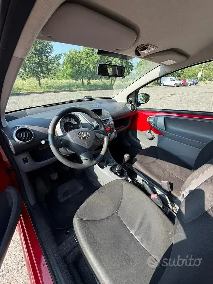 Usata Toyota Aygo 68 CV (50 kW) 2006 Utilitaria