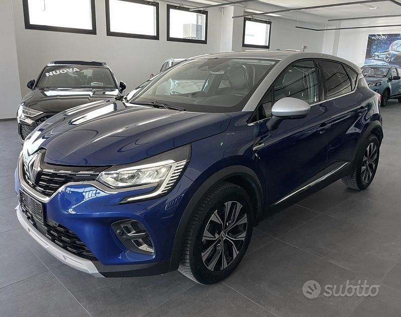 Usata Renault Captur Techno 91 CV (66 kW) 2024 Blu SUV