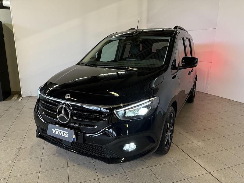 Usata Mercedes EQT200 Advantage 50 kW (69 CV) 2023 Nero Monovolume