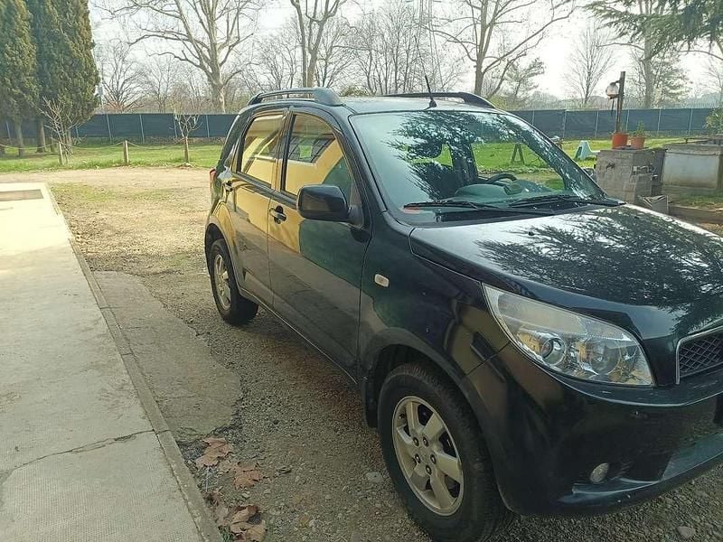 Usata Daihatsu Terios 105 CV (77 kW) 2007 SUV
