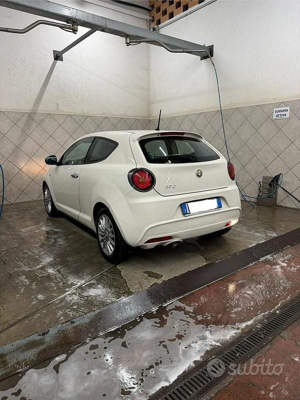 Usata Alfa Romeo MiTo 85 CV (62 kW) 2015 Bianco Utilitaria
