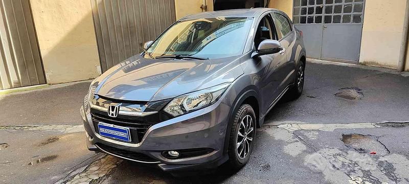 Usata Honda HR-V Elegance 131 CV (96 kW) 2017 Grigio scuro metallizzato SUV