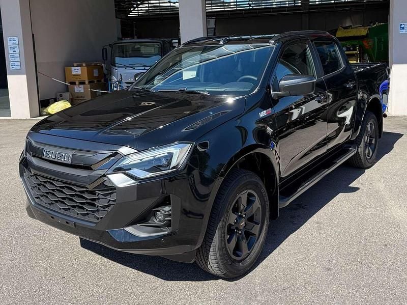 Nuova Isuzu D-Max 163 CV (119 kW) 2025 Onyx black mica Pick-up