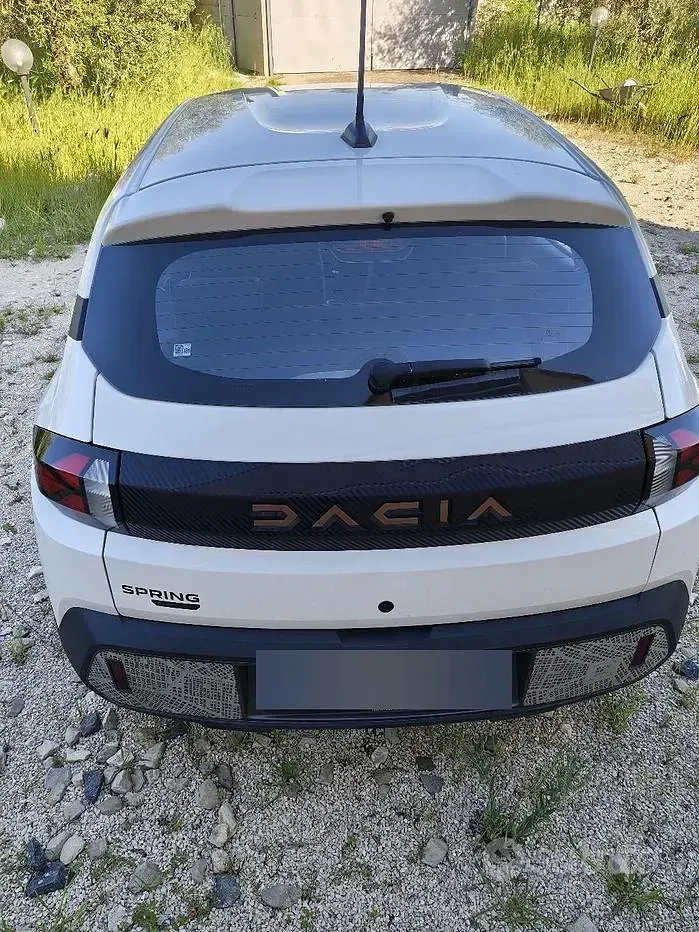 Usata Dacia Spring Extreme 19 kW (26 CV) 2024 Bianco Utilitaria