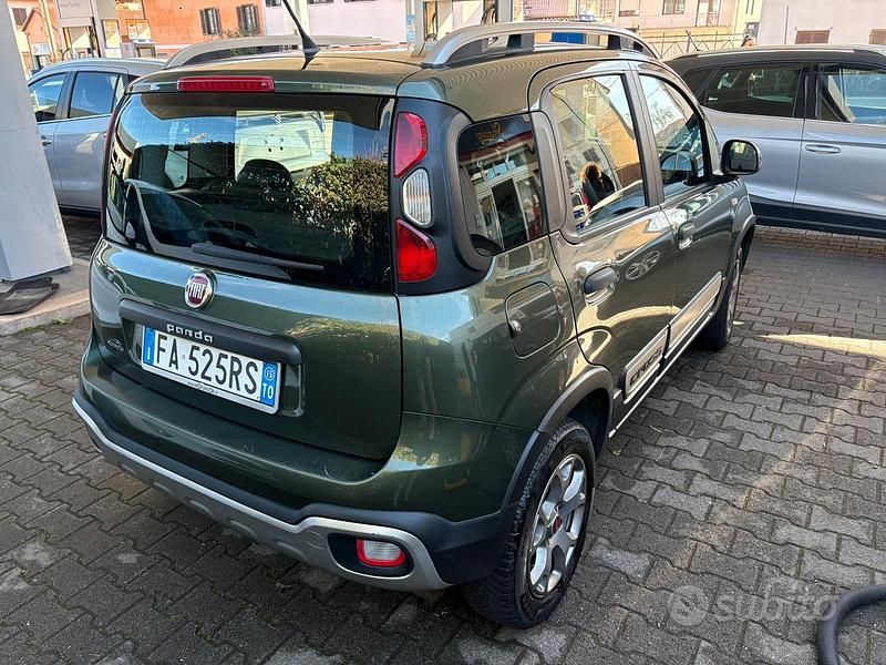 Usata Fiat Panda Cross Cross 80 CV (58 kW) 2015 Verde Utilitaria