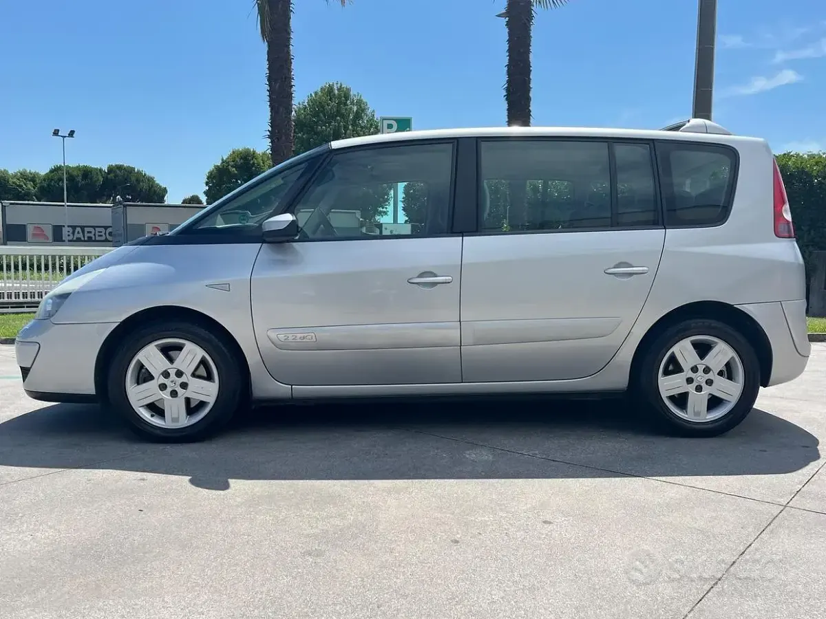 Usata Renault Espace Dynamique 150 CV (110 kW) 2006 Grigio Monovolume