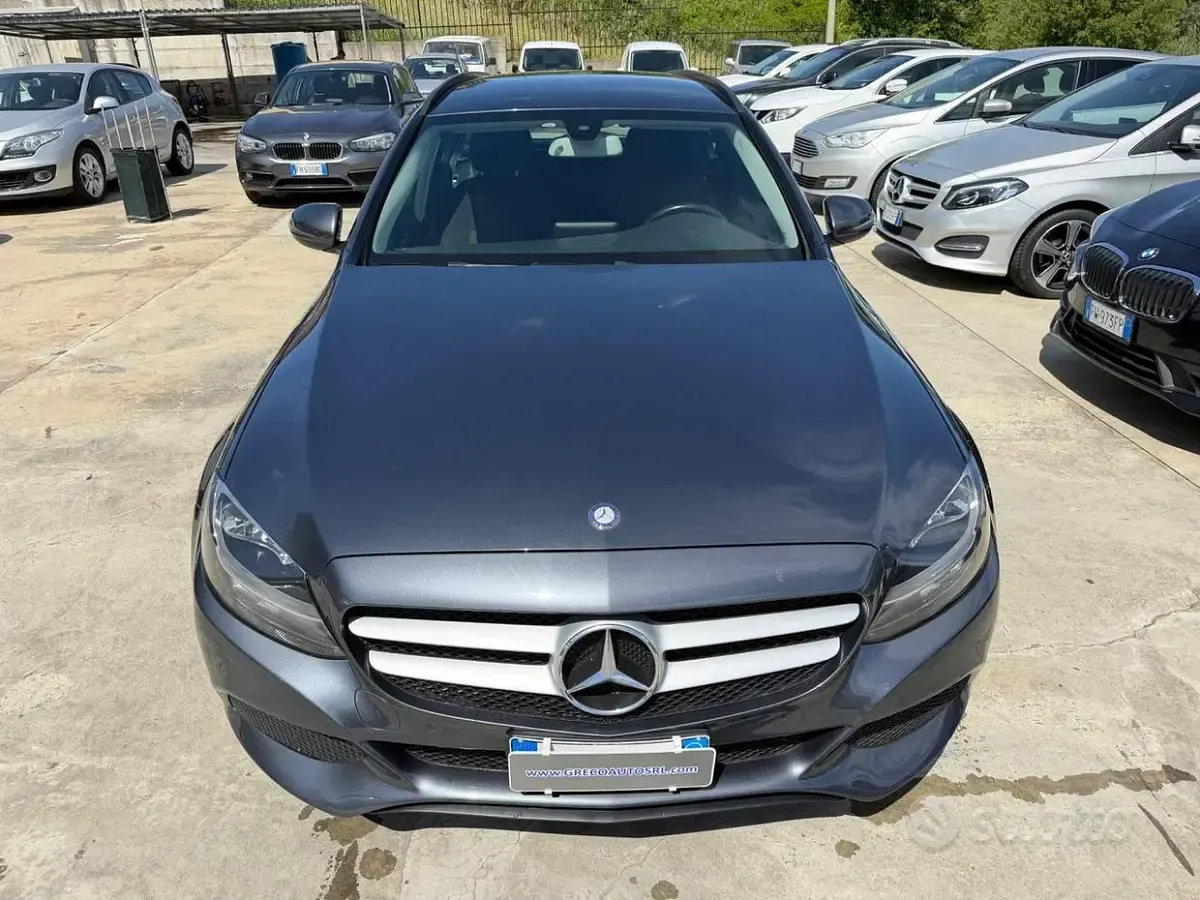 Usata Mercedes C200 Business 136 CV (100 kW) 2016 Grigio Station wagon