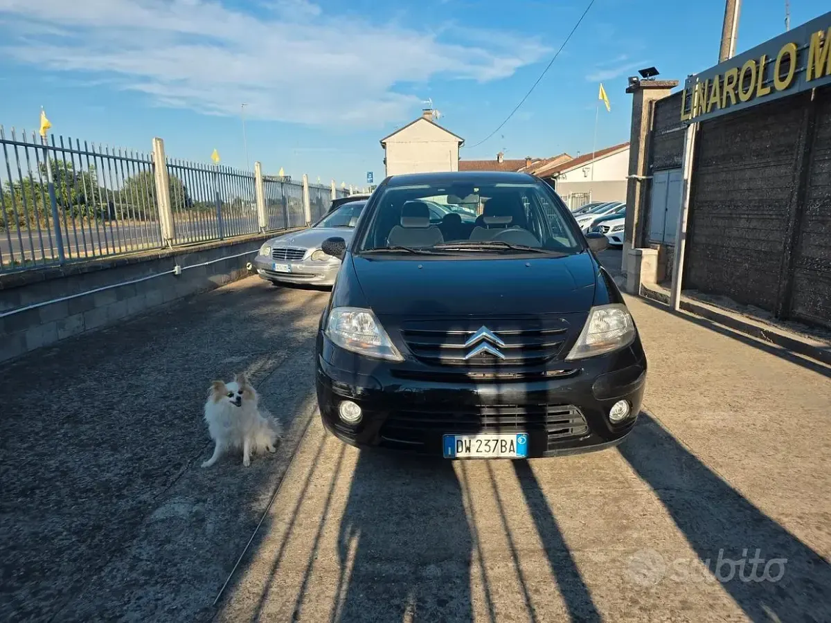 Usata Citroën C3 Exclusive 60 CV (44 kW) 2009 Nero Berlina