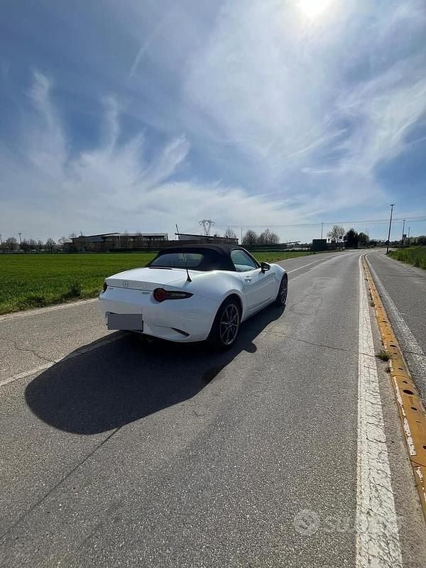 Usata Mazda MX5 Inclusive 184 CV (135 kW) 2018 Cabrio
