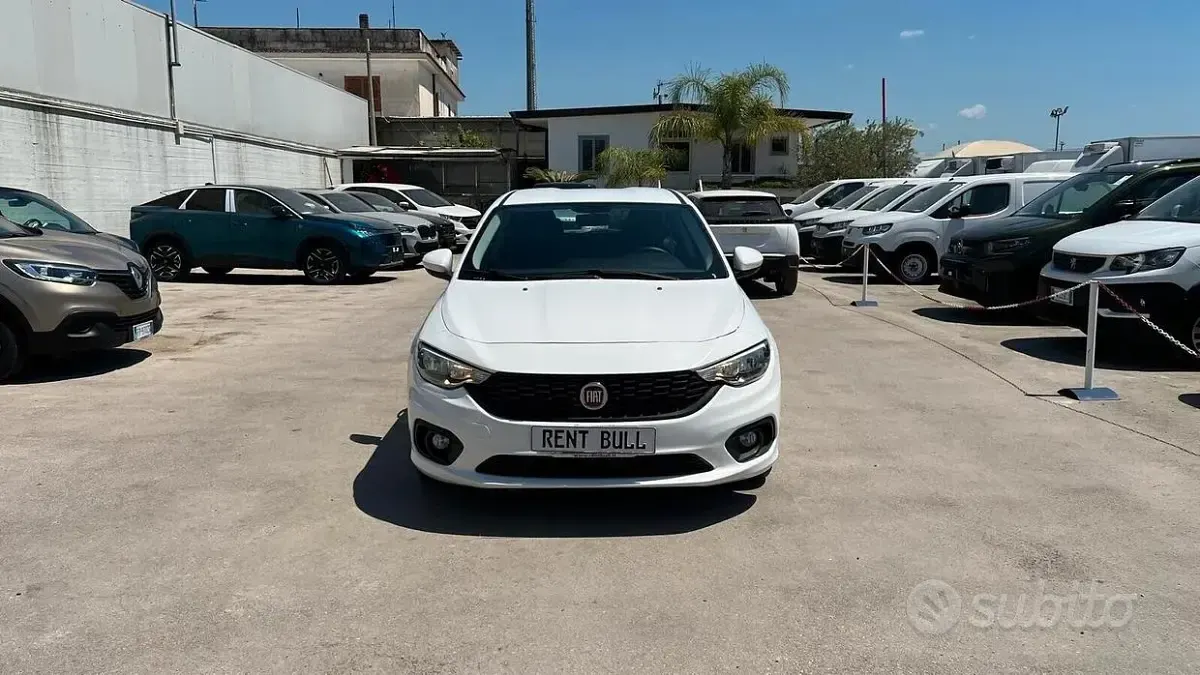 Usata Fiat Tipo Easy 95 CV (69 kW) 2017 Bianco Berlina