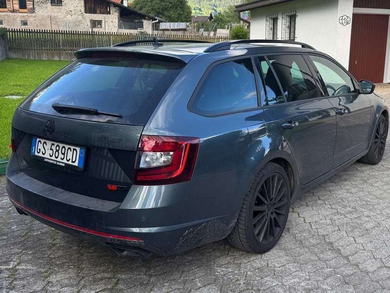 Grigio Usata 2019 Skoda Octavia RS Station wagon | 20.000 € - Immagine 1/4