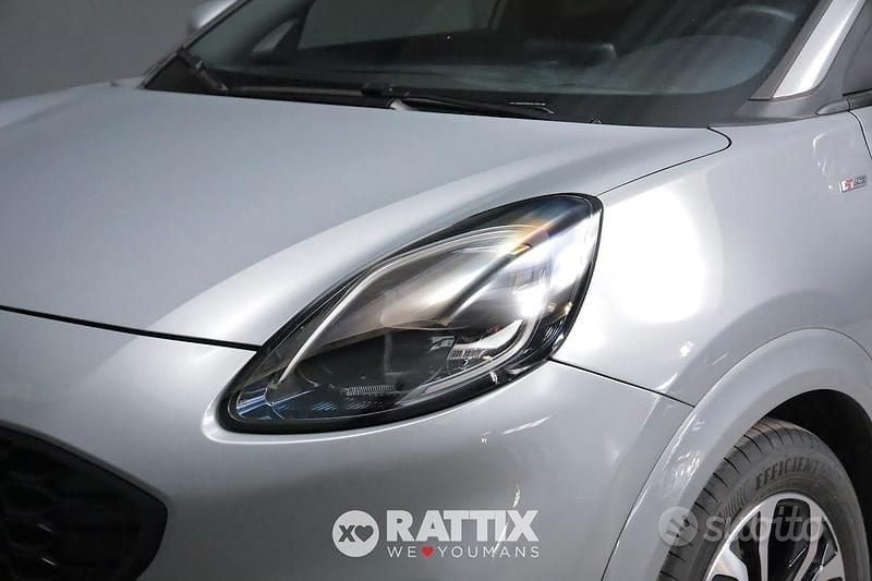 Second-hand Ford Puma ST-Line 125 CP (91 kW) 2023 Argintiu SUV