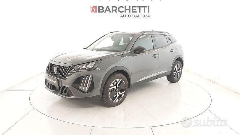 Usata Peugeot 2008 Allure 136 CV (100 kW) 2025 Grigio SUV