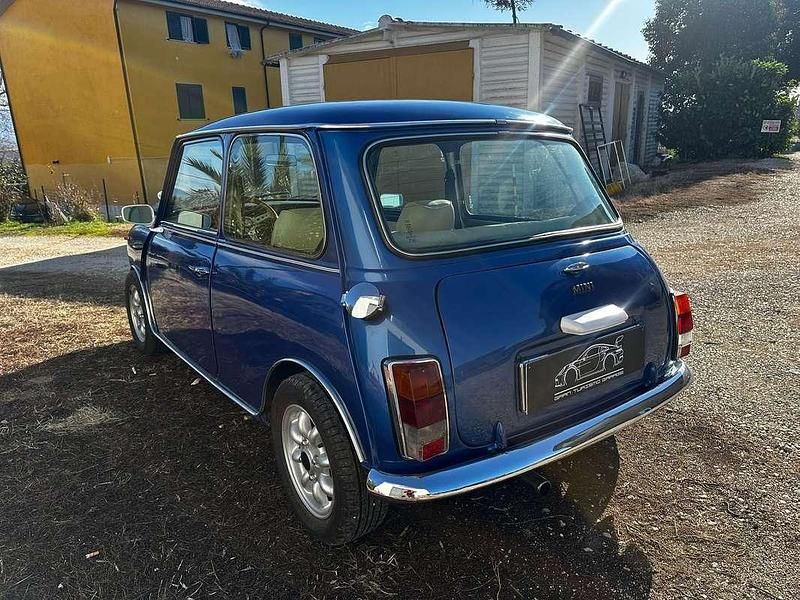 Usata Austin Mini 44 CV (32 kW) 1983 Blu/azzurro Berlina