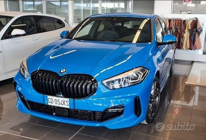 Usata BMW 116 M Sport 116 CV (85 kW) 2021 Blu/azzurro Utilitaria