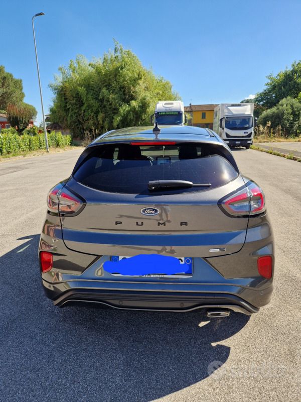 Usata Ford Puma ST-Line 125 CV (91 kW) 2021 Grigio SUV