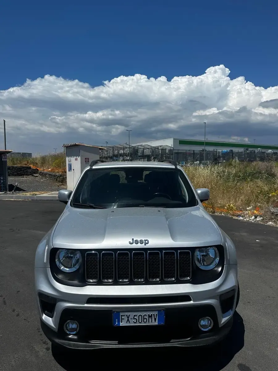 Usata Jeep Renegade Longitude 120 CV (88 kW) 2019 Argento SUV
