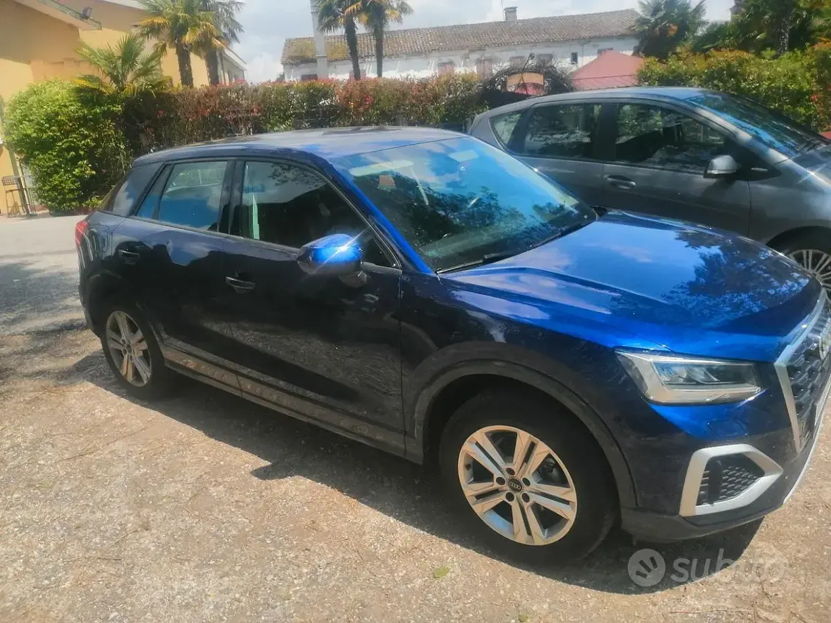 Usata Audi Q2 Admired 150 CV (110 kW) 2021 Blu SUV