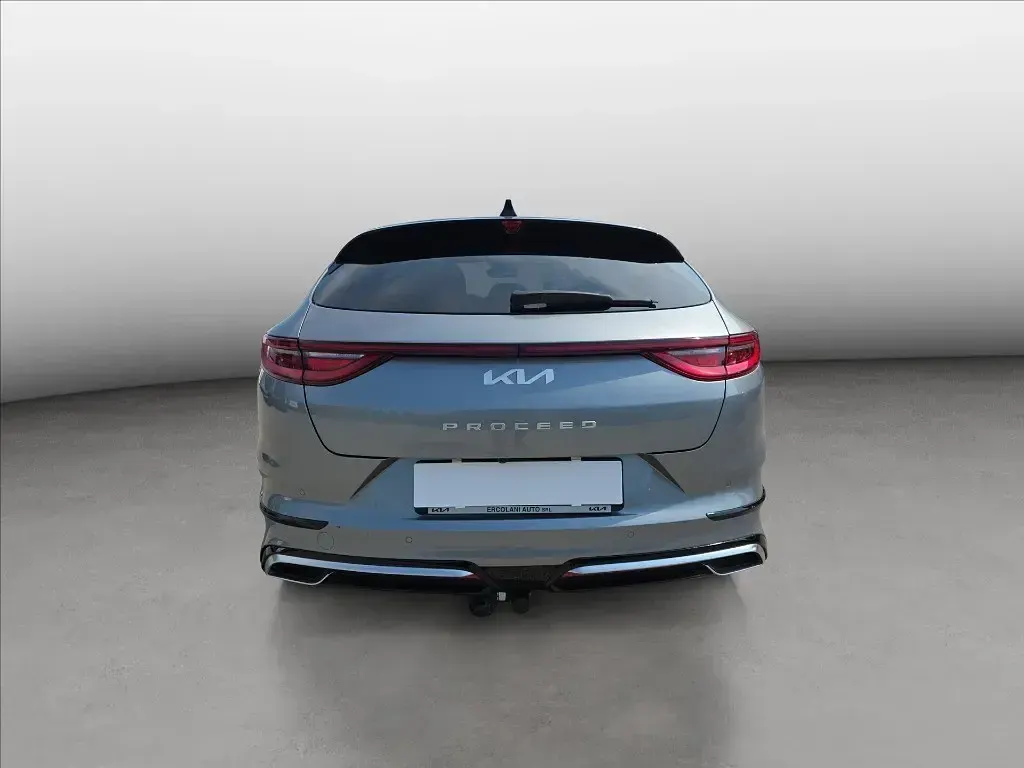Usata Kia ProCeed GT-Line 160 CV (117 kW) 2023 Grigio Station wagon