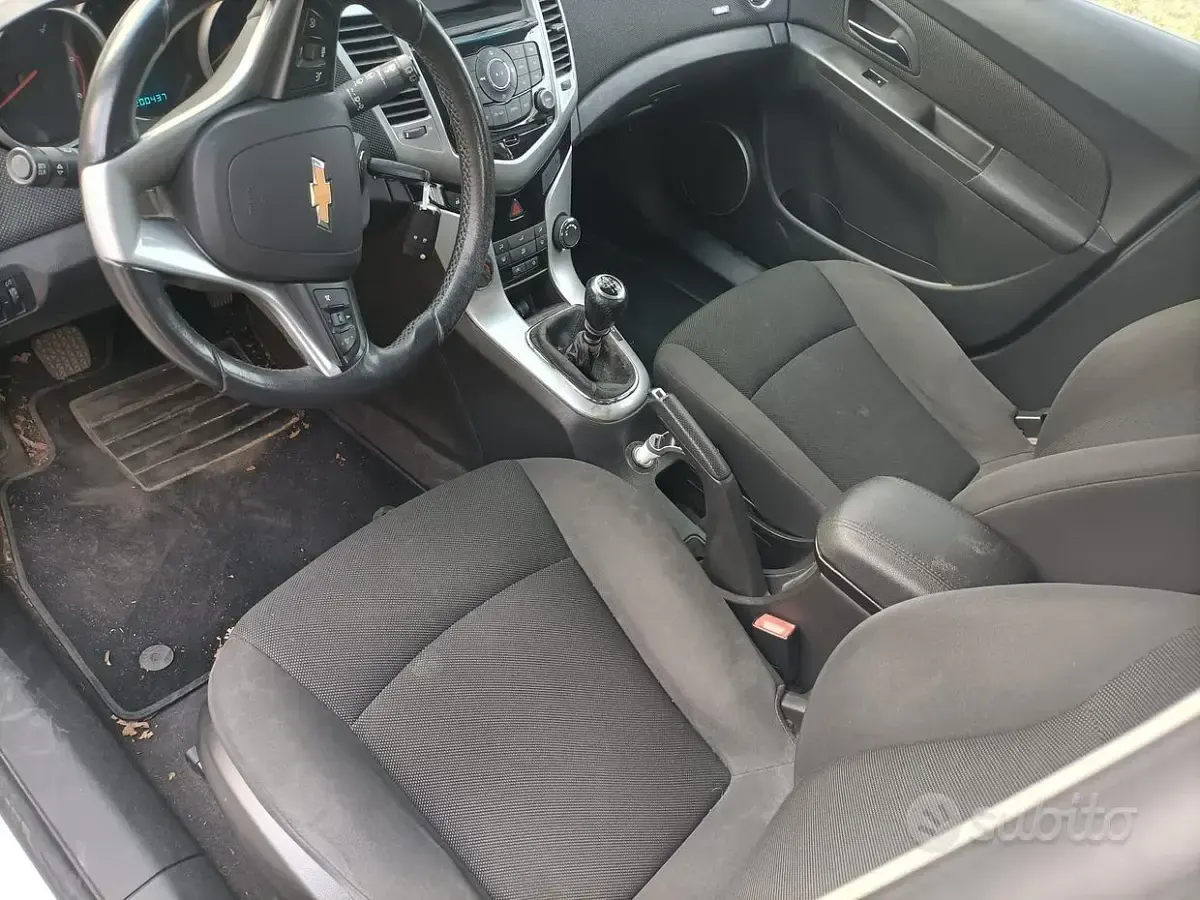 Usata Chevrolet Cruze 163 CV (119 kW) 2012 Bianco Berlina