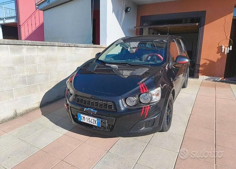 Usata Chevrolet Aveo LT 75 CV (55 kW) 2012 Nero Utilitaria