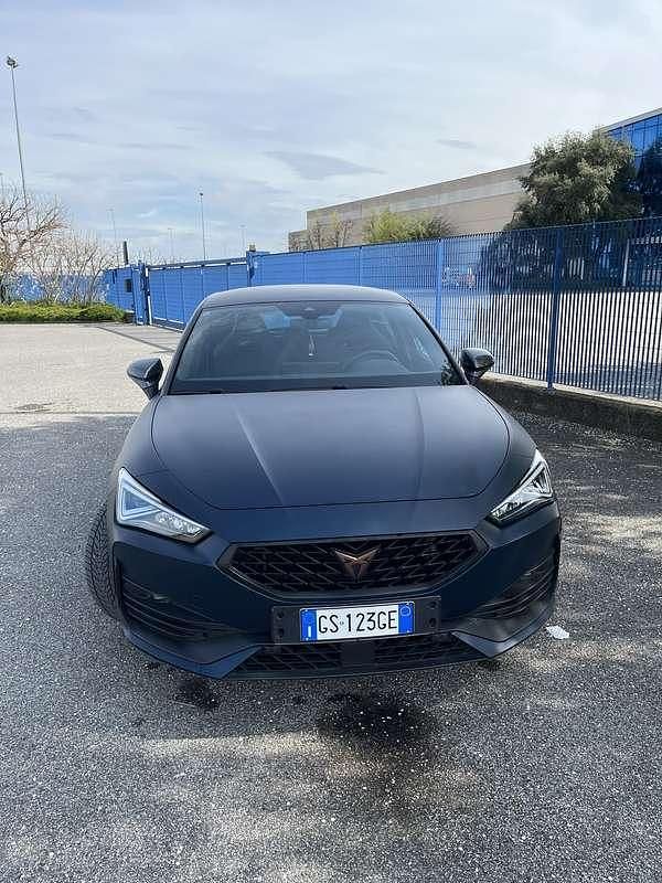 Usata Cupra Leon 150 CV (110 kW) 2024 Berlina