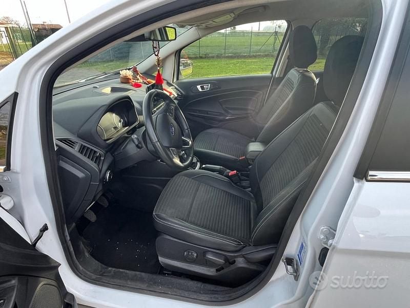 Second-hand Ford Ecosport 125 CP (91 kW) 2023 Alb SUV