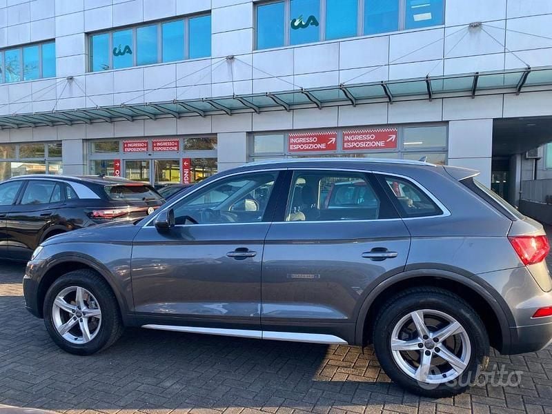 Usata Audi Q5 S-Line 190 CV (139 kW) 2020 Grigio scuro SUV