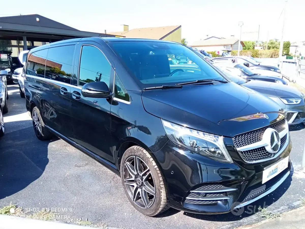 Usata Mercedes V250 190 CV (139 kW) 2022 Nero Monovolume