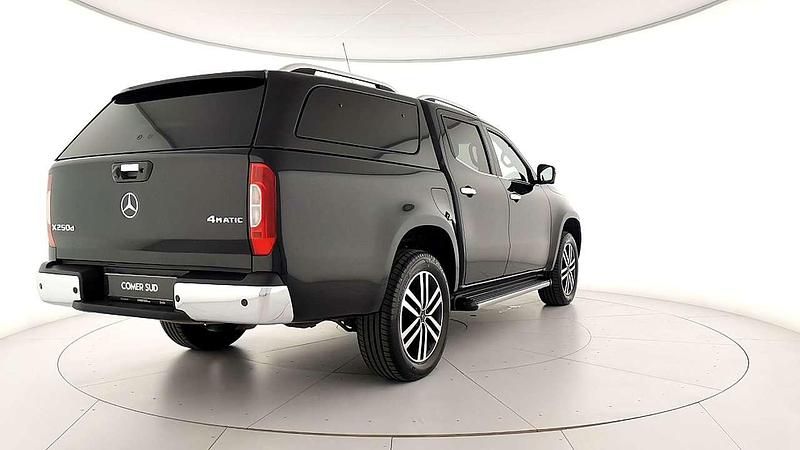 Usata Mercedes X250 190 CV (139 kW) 2019 Nero Pick-up